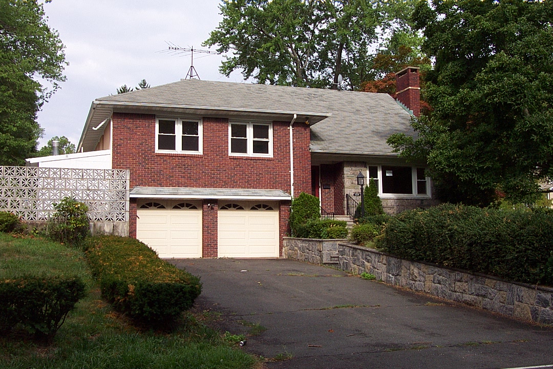 4BD/2BA Single Family Home