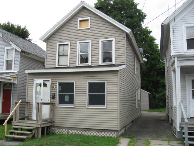 3BD/1BA Single Family Home